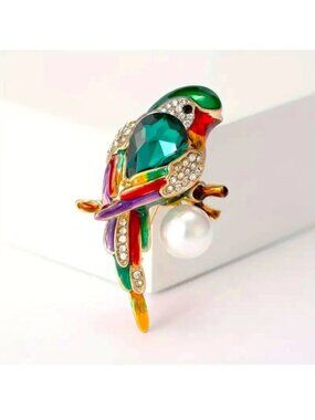 Parrot Brooch Rhinestone Pearl Bird Colorful Tropical Glam Stunning Stylish Cute